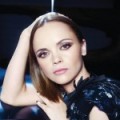 Christina lance sa premi�re trousse de maquillage